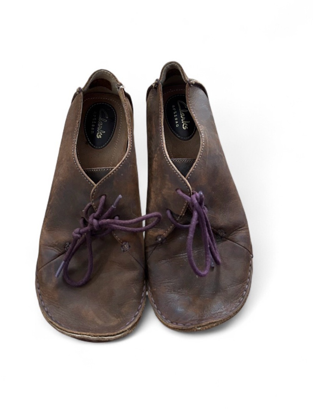 Clarks Artisan Janey Mae Oxford flats in beeswax brown leather with purple laces